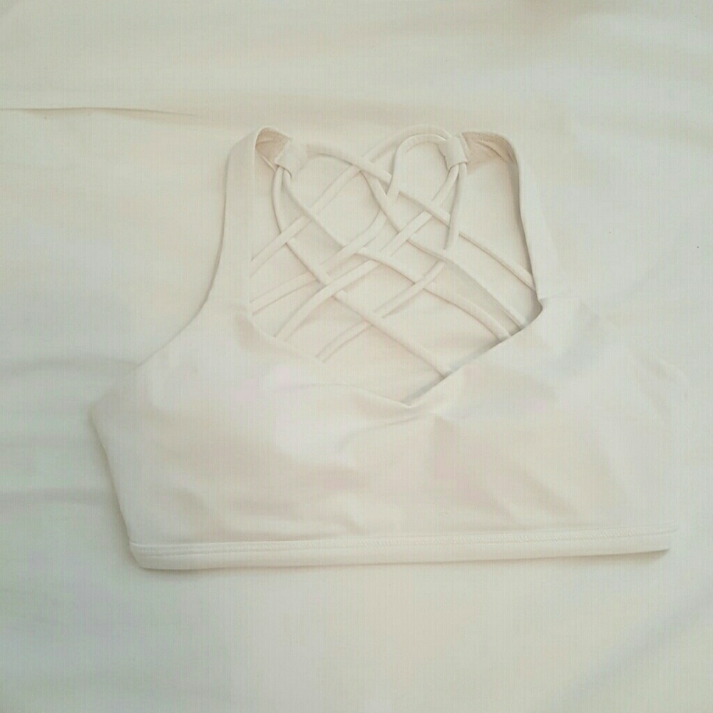 Lululemon bra size 4